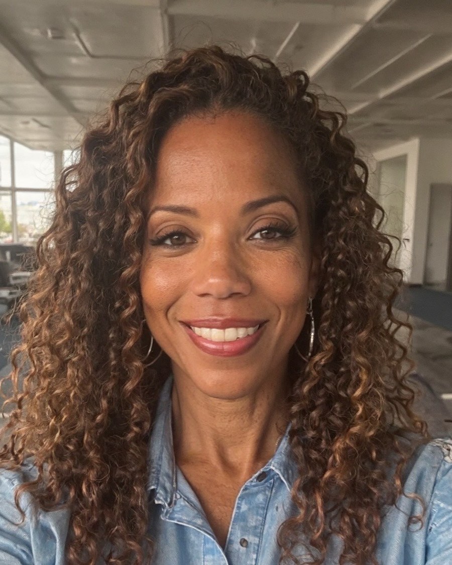 Dr. Kelly King, MD, board-certified internal medicine physician